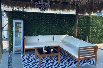 Image de Beautiful Tavernier vacation home canal front