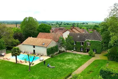 Image de Maison Bourguignonne entièrement rénovée