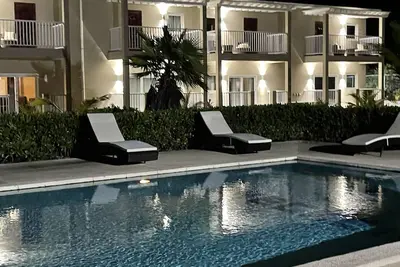 Image de Perfect Location! Great Price in Grace Bay!