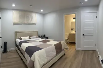 Image de Cozy two bedrooms suite.