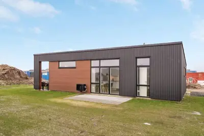 Image de \"Ilindenka\" - 500m from the sea by Interhome