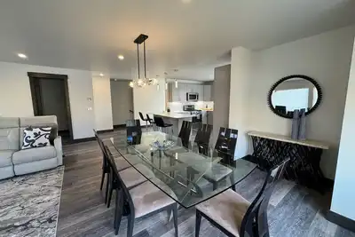 Image de New Modern Ski Townhome With Amazing Mountain Views, Private Hot Tub, Fire Place