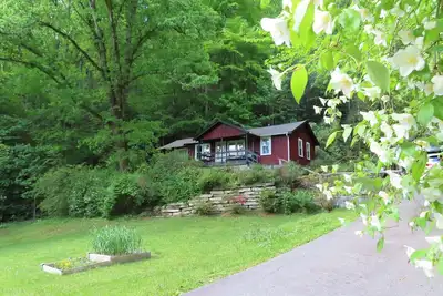 Image de The Longview Cabin: An inviting cabin, next to Pisgah National Forest.