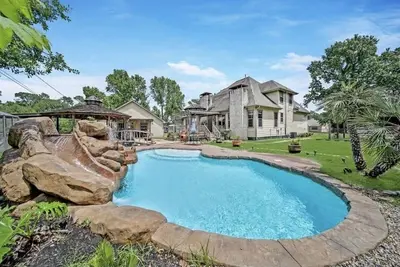 Image de Luxury\/Amazing Woodlands\/Spring Oasis