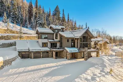 Image de Silver Fox Lodge | Luxury Estate with 9 Bedrooms!
