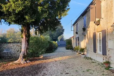 Image de Grande maison en pierres - Marais poitevin - L'Hebergerie