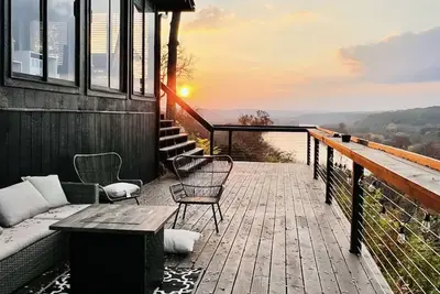 Image de Lake Austin Million Dollar Lake views Mins to Downtown