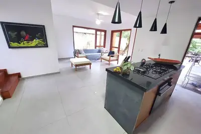 Image de Casa CondomĂnio Itamambuca - Excelente Localização