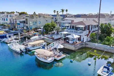 Image de Stunning Bayfront Home w/ Epic Dock on Peninsula!