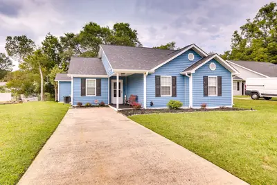 Image de Greensboro Vacation Rental w/ Patio, Yard!