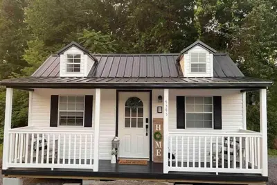 Image de Tiny Farmhouse