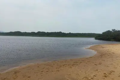 Image de Casa na Praia e na Lagoa, 3 Quartos, Churrasqueira, ChuveirĂŁo, Aceitamos Pets!