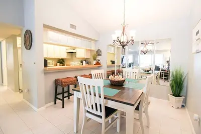 Image de Tranquil condo minutes from Venice Beach - Beach Bungalow