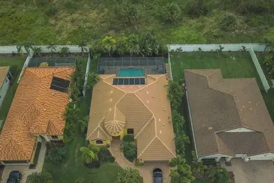 Image de Private Pool. Near Beach, Florida Fabulous