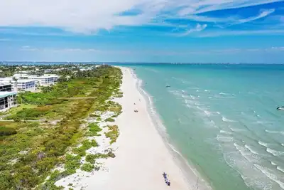 Image de Spacious 3br Retreat On Sanibel Island - Steps To The Water - Cyprina Beach #10