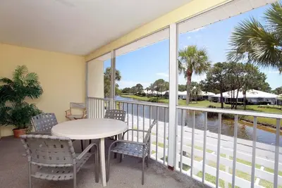 Image de Lagoon front 2/2 condo overlooking the golf course - Approach Shot