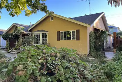 Image de Quiet Willow Glen studio. 15 minute walk to to grocery and restaurants