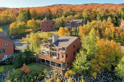 Image de P7 Presidential View townhome Ski-In Ski-Out with Amazing Views and Dog Friendly!