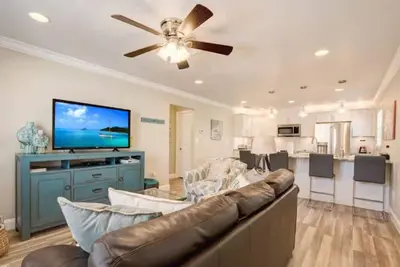Image de Close to beach! 2 Bedroom 1 Bathroom Sleeps 6. Pet Friendly