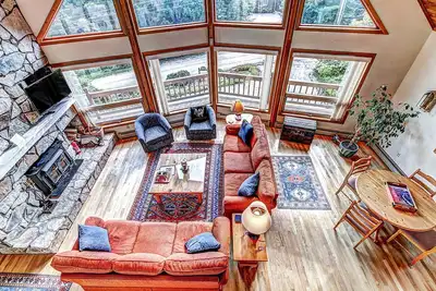Image de New! Perfect Stratton House w Hot Tub, sleeps 10