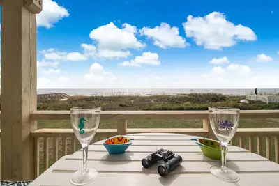 Image de Spectacular Ocean Views and Steps from the Beach - 3 Br Condo - 19th Hole