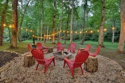 Image de Villa Trota Cabin - Trophy Trout Fishing on Private Creek, Hot Tub, & Fire Pit.