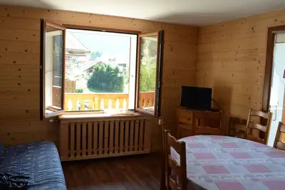 Image de Appartement 4 pièces, 8 pers, centre Châtel, balcon exposé Sud/Est, garage, à 500m des remontées