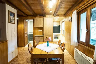Image de Charmant T3 pour 5 pers, proche centre et remontées, balcon exposé sud-ouest, parking inclus
