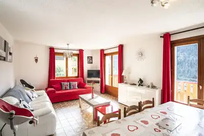 Image de Appartement Châtel 95m², 3 Chambres, 2 Salles de bains, 8 Pers. , Balcon/Terrasse, Parking, Wifi