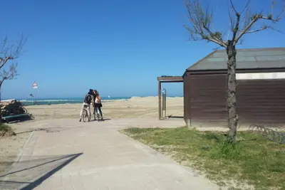 Image de Appartament on the beach with big balcony \"Seaview\" for 7 persons in Rimini