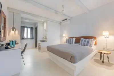 Image de Bh177 - C - Suite Paros