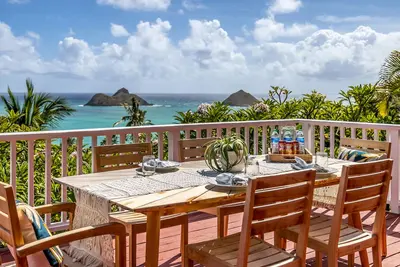 Image de Koohoo Place - Lanikai, Oahu. From here, you can see forever! New Listing.