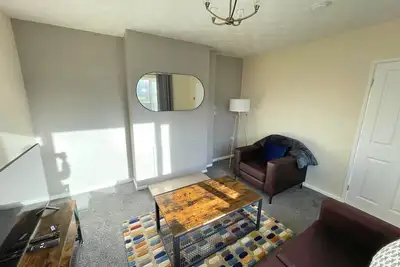 Image de Large 6 Person Home with Garden and Free Parking
