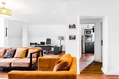 Image de Tastefully furnished TwoBedrooms at Asokoro Abuja