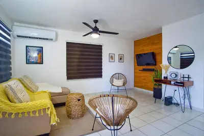 Image de Villa Colon near beach and Top Attractions, Wi-Fi