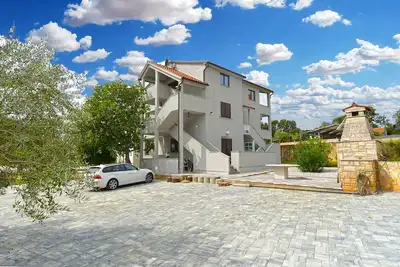 Image de Apartment 2295/78370 (Istria - Banjole), 300m from the beach
