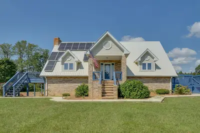 Image de Spacious McMinnville Vacation Home w/ Gas Grill!