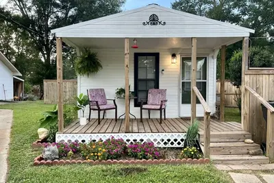Image de Tiny Home Oasis in the Hub City