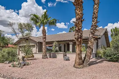 Image de Private Fountain Hills Vacation/Executive Short & Medium Term Furnished Home!