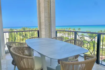 Image de Beautiful beachfront penthouse at Cap Cana