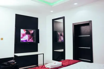 Image de TheTruth Appartment, 24hrs power supply and free unlimited internet access.