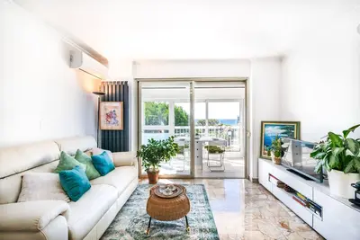 Image de Sea view, Beachfront, Quiet, Private Parking