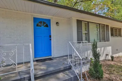 Image de Cozy Home In Forest Park, Ga