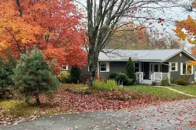 Image de Tranquil lake house retreat at Washademoak Lake close to Atv trails