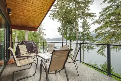 Going Coastal Sleep 6 Pet Friendly Oceanfront