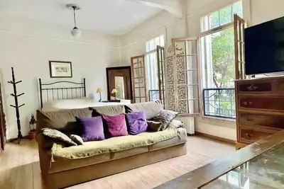 Image de 92 m2 of Charm and Coziness! Airy and with Solarium