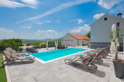 Image de Maison confortable Ă Podbablje Gornje.
