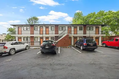 Image de 2br Apt in the Heart of Atl / Free Parking