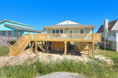 Image de Beautiful 3br/Ba - Oceanfront, Event Home, Direct Beach Access, Sleeps 8