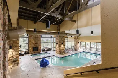 Image de Cozy Private King Suite with Unbeatable Amenities and View in Cedar Breaks Lodge